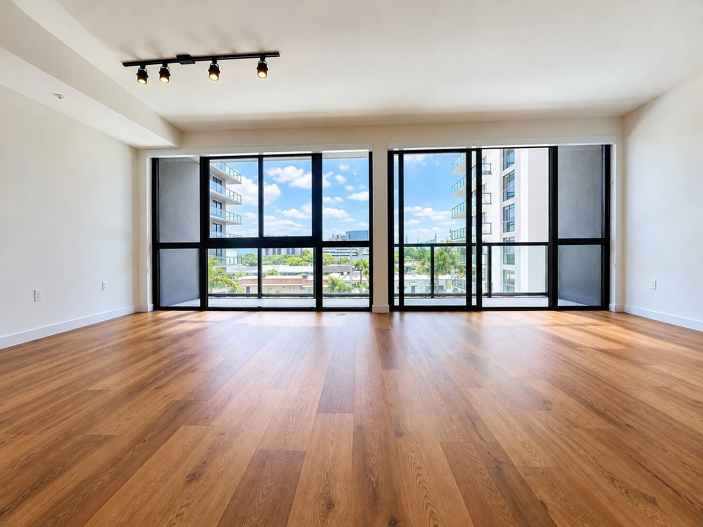 2 bed, 2.5 bath, 1500 sqft, $5,150 — Photo 2