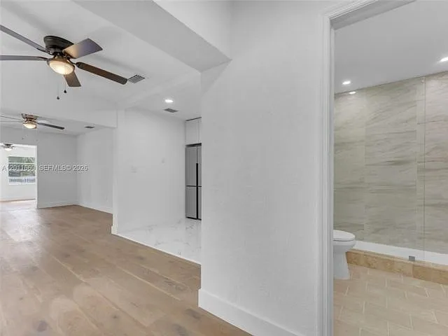 520 NW 32nd Pl — Photo 7