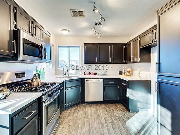 2nd image of 4341 Ferngrove Way
