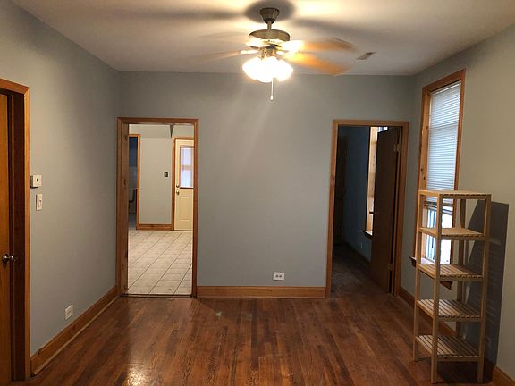 3rd image of 853 N Francisco Ave APT 1