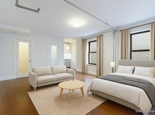 7 W 8th St #R, New York, NY 10011