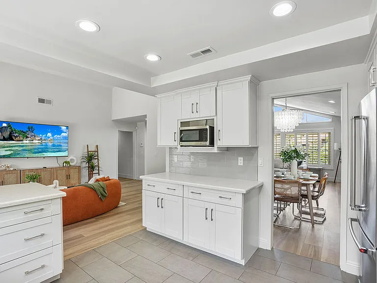 6542 Vesper Cir — Photo 17