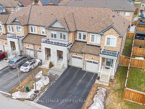 2nd image of 71 Rimrock Cres