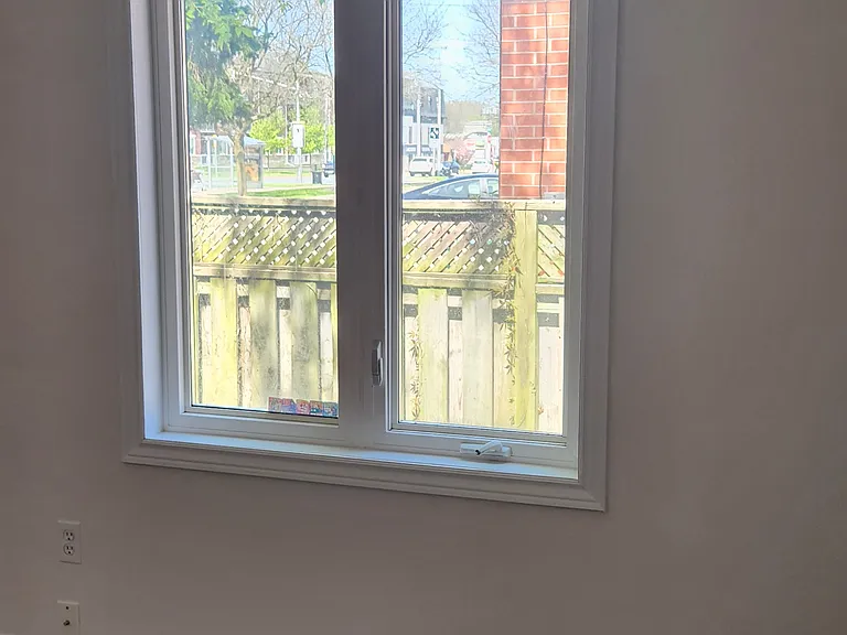 110 Wilson St W #2 — Photo 7