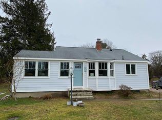 3915 Old Post Rd, Charlestown, RI 02813