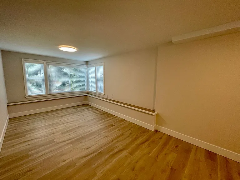 7605 Sunset Cir W — Photo 21