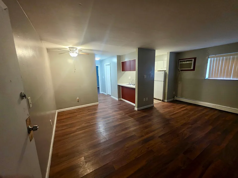 1355 Ohmer Ave #3