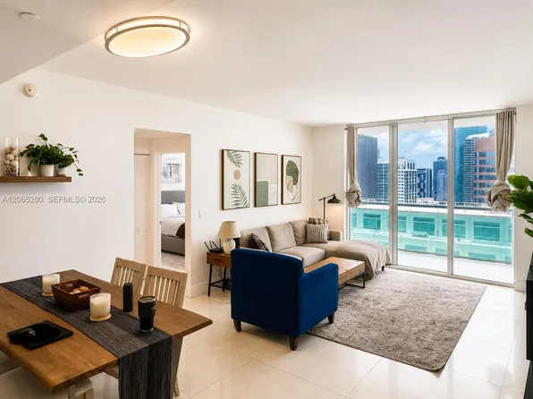 950 Brickell Bay Dr APT 3904, Miami, FL 33131