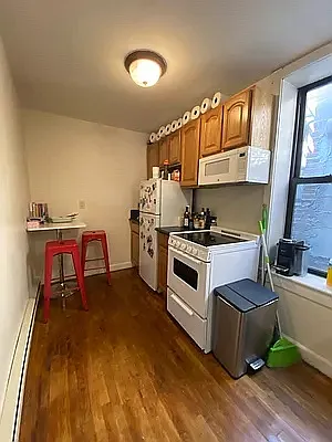 Rented by Oxford Property Group | media 12