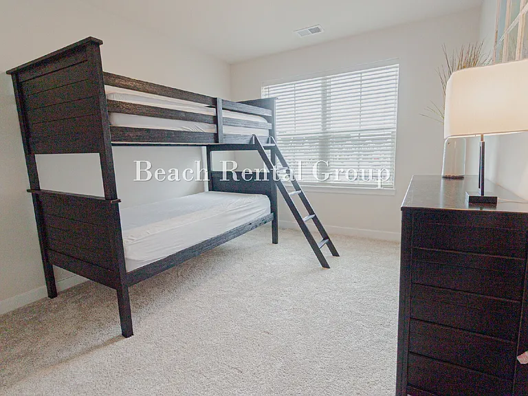 8907 Hudson Ln — Photo 22