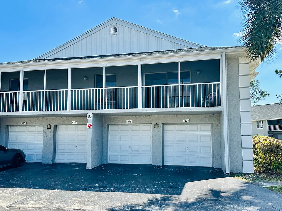 Huge private balcony 30"