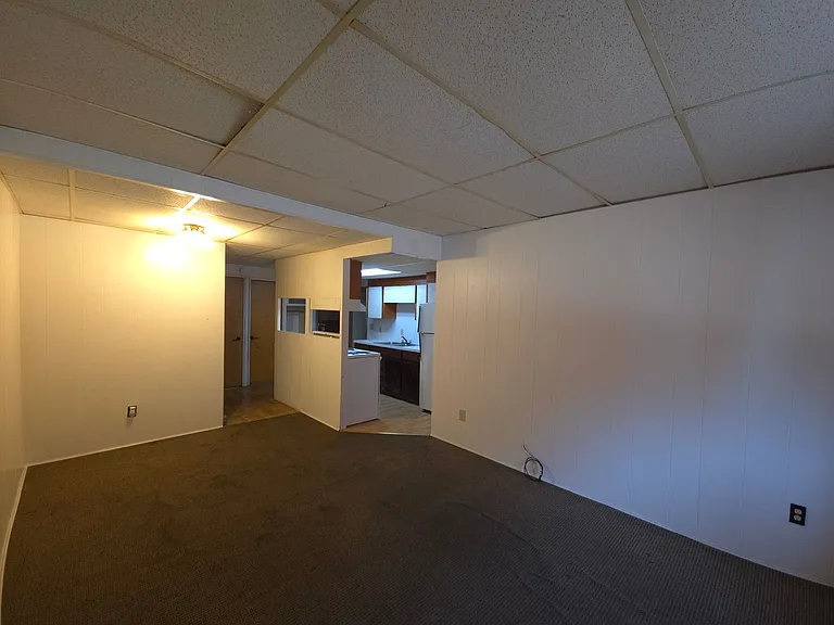 826 Bank St #3 — Photo 4