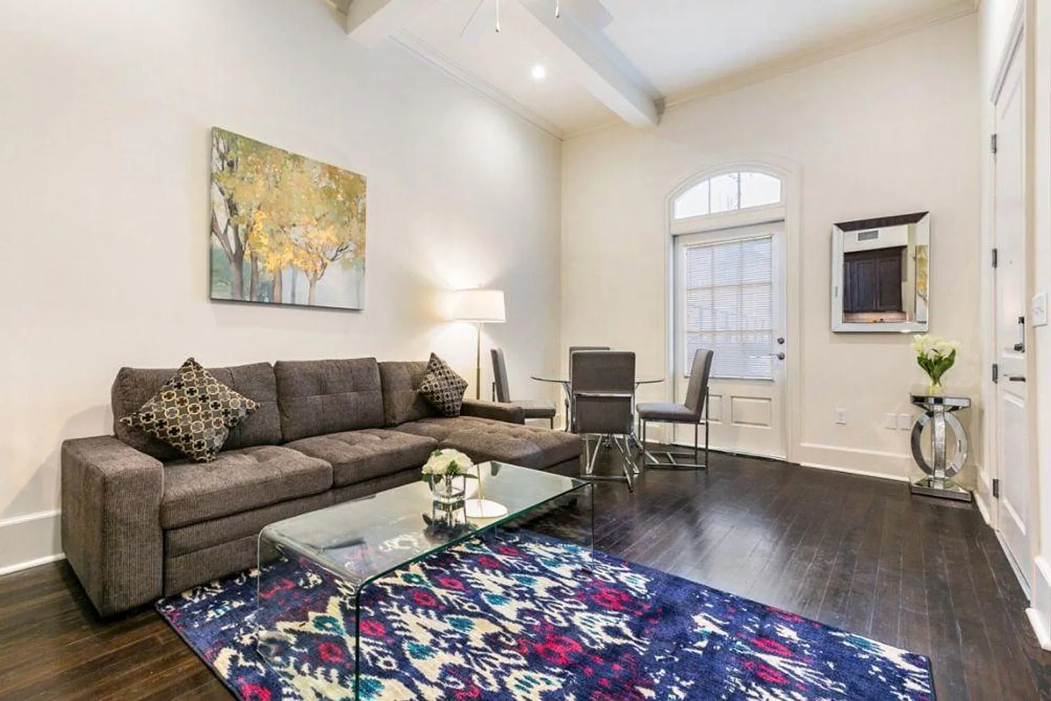 1 bed, 1.0 bath, 699 sqft, $3,810 — Photo 1