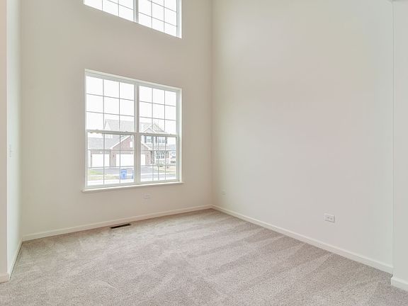 3rd image of 150 Abbott Ct