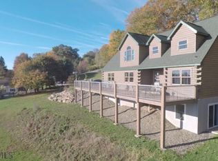 638 Ensbrenner Dr, Altoona, PA 16601