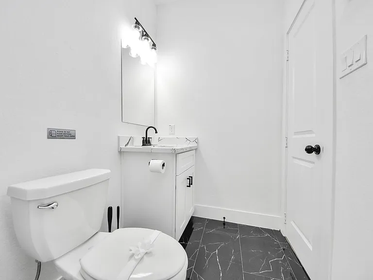 5774 Heron Dr #B — Photo 32