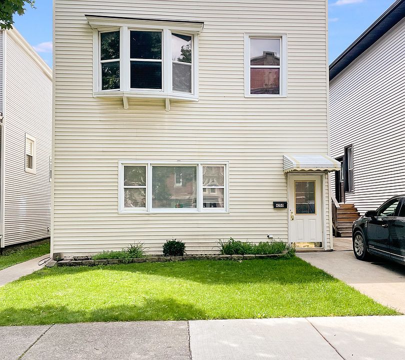 1st image of 4250 N Tripp Ave #1R