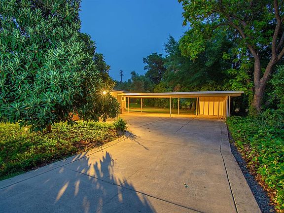 4th image of 6110 Hoffman Ln