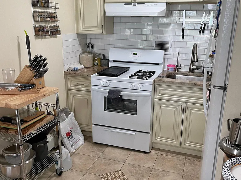 6803 Kennedy Blvd E #35 — Photo 12