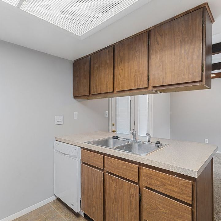Wedgewood Commons Apartment Rentals Columbus, IN Zillow