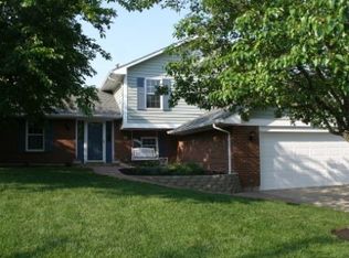 190 Jeanne Dr, Springboro, OH 45066