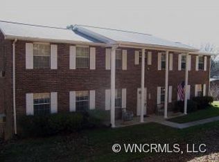 116 Falling Waters Rd, Hendersonville, NC 28792