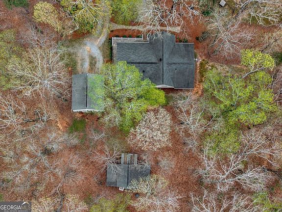 4th image of 700 S Mount Carmel Rd