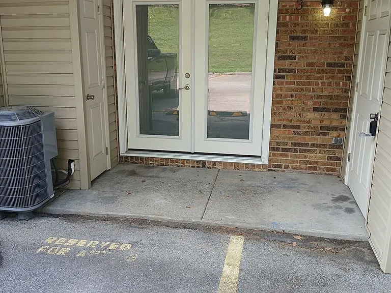 932 Kendrick Creek Rd — Photo 2
