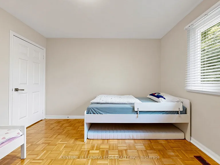 1 Briarwood Rd — Photo 30