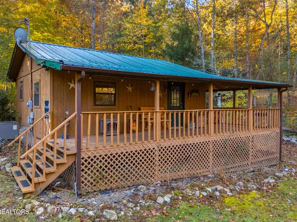3391 Laurel Wood Rd, Cosby, TN 37722
