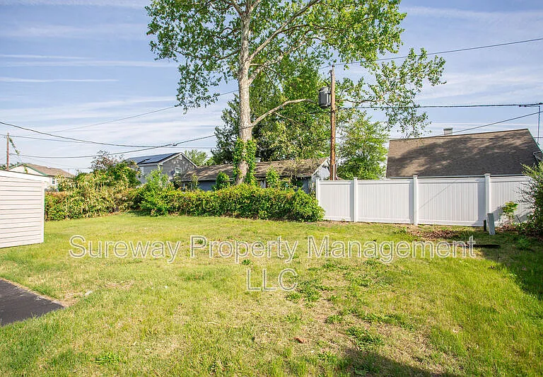 11 Sedgwick Ln — Photo 35