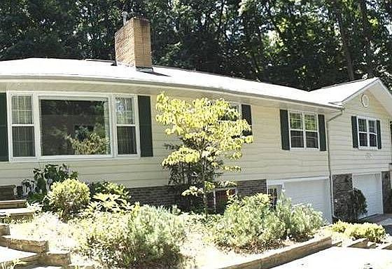 1st image of 9800 Evergreen Dr