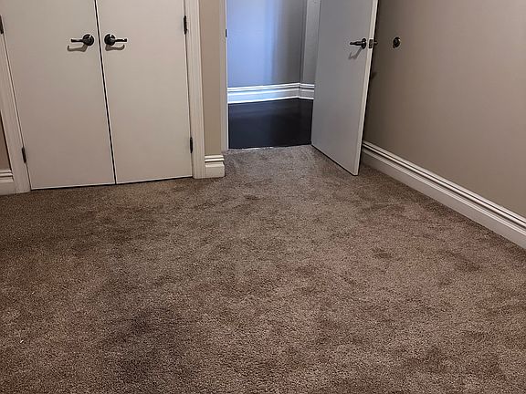 2nd image of 2917 Main St #605