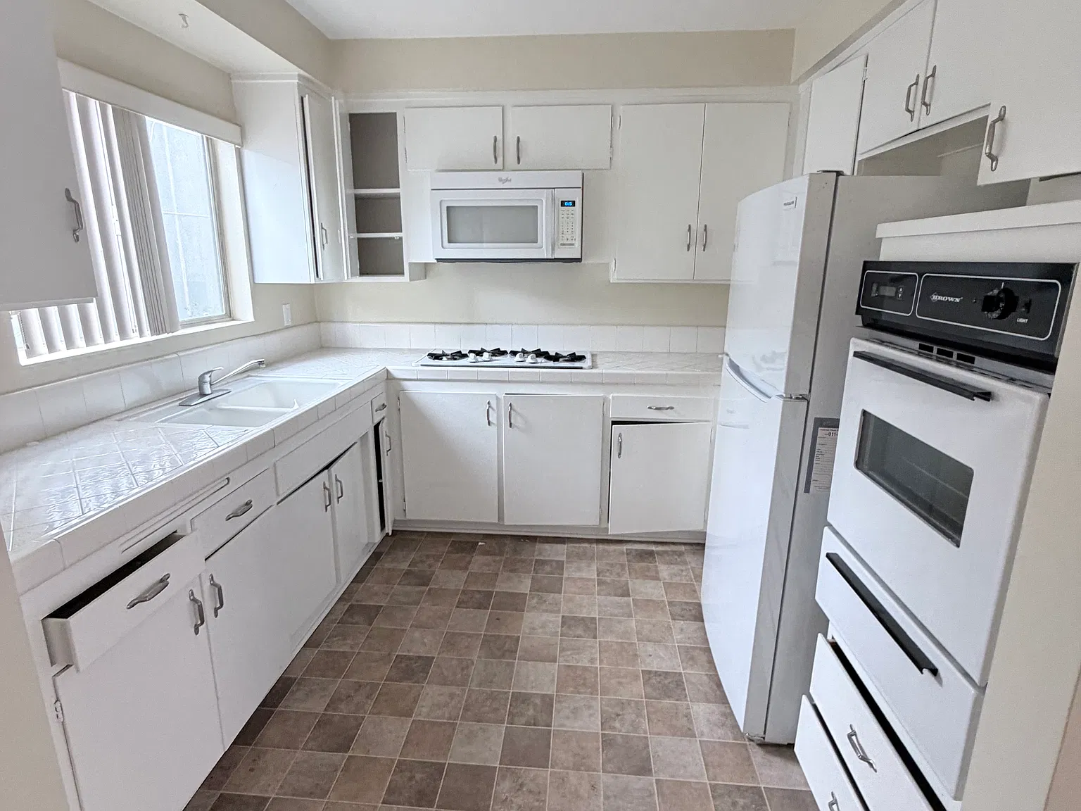1 bed, 675 sqft, $1,897 — Photo 3