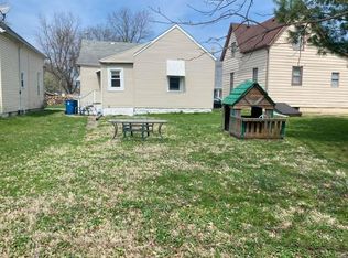 120 E Iowa St, Trenton, IL 62293