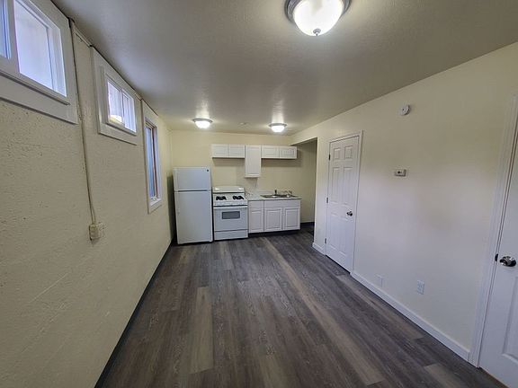 3rd image of 1211 Broadwater Ave APT 8