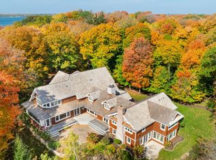 2875 Gale Rd, Wayzata, MN 55391