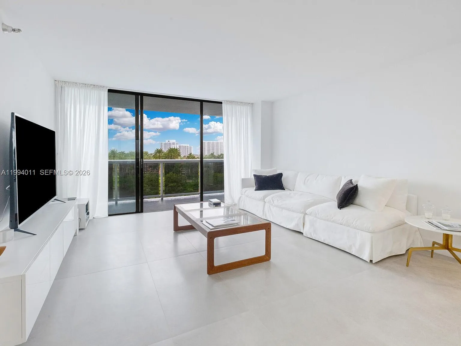 Waterview Condo — Photo 3