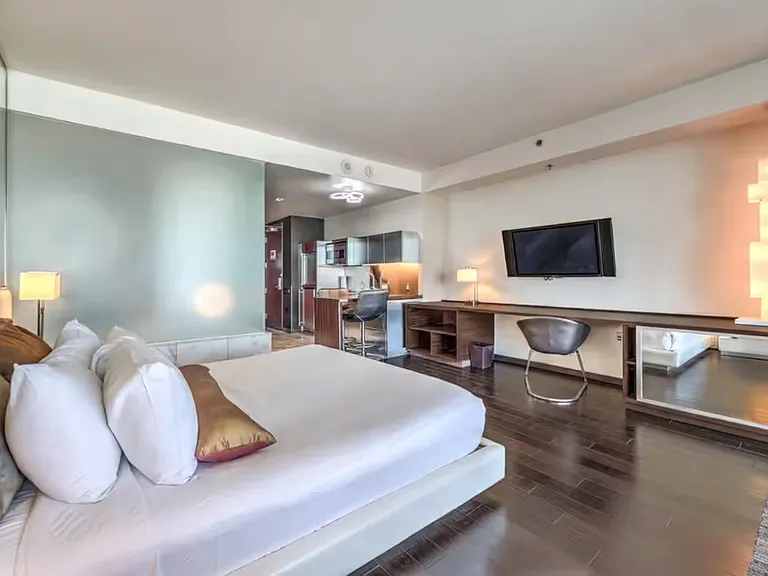 4381 W Flamingo Rd #27308 — Photo 10