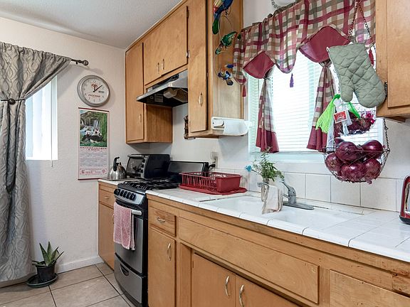 5th image of 438 Mandarin Ave