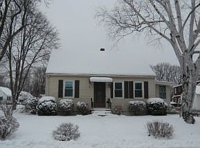 2nd image of 3 Elmview Cir