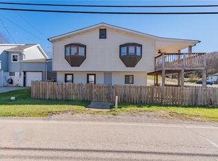 2042 Main St, Claridge, PA 15623