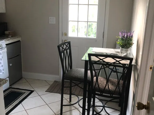 4 Rogers Rd, Old Bridge, NJ 08857