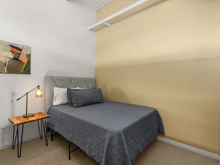 231 Robinson St #302 — Photo 11