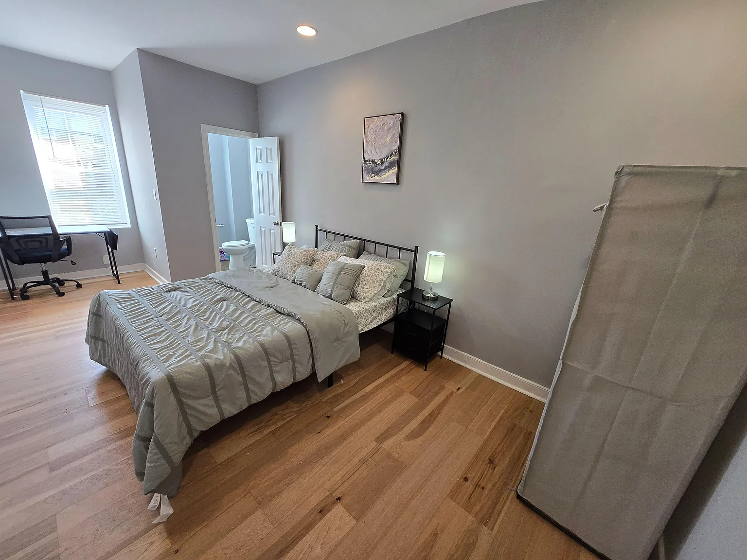 4 bed, 2.5 bath, 1850 sqft, $957 — Photo 4