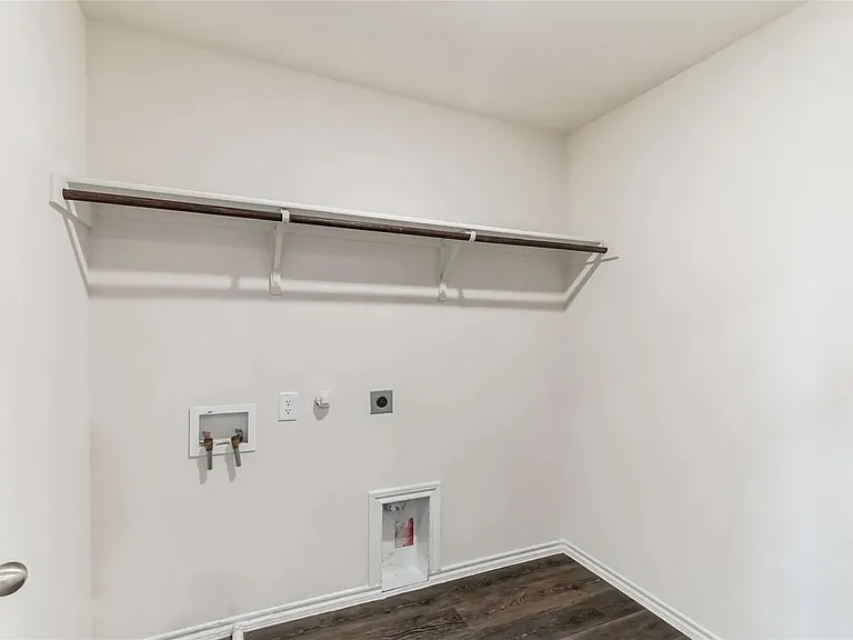 3124 Sweetwater Way — Photo 14
