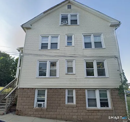 22 Green St Photo 1
