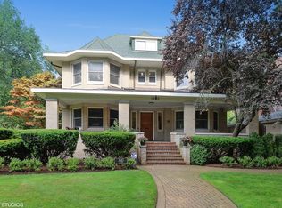 1045 Judson Ave, Evanston, IL 60202