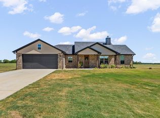 121 Sleep Easy Rd, Kilgore, TX 75662