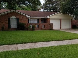 8418 Bandridge Rd, La Porte, TX 77571